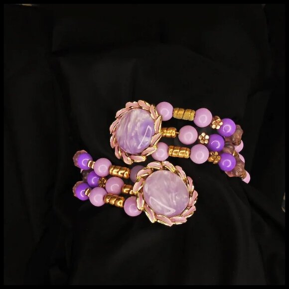 50s Style Wrap Bangle Bracelet Made with Vintage Retro Lavender Beaded Cuff - Picture 2 of 10